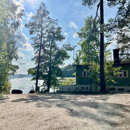 Camping Vuohensaari, Rantatalo 2 *